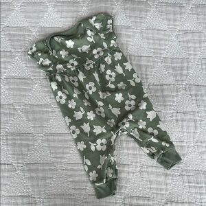 Cat & Jack Green Floral Baby Romper